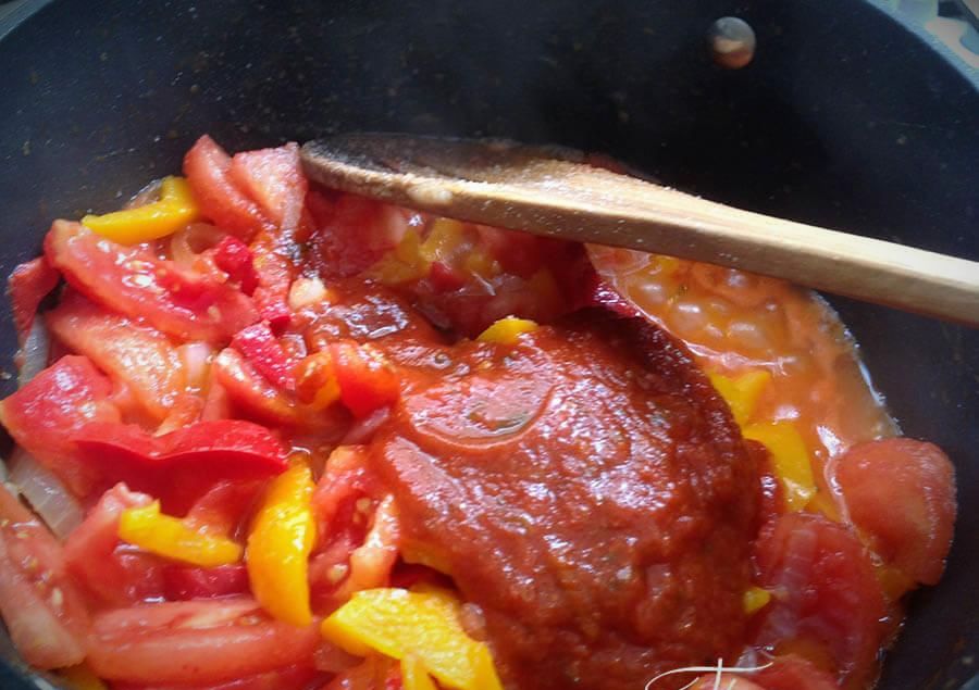 томатный суп-пюре из помидоров в собственном соку