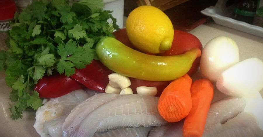 как приготовить рыбу в духовке простой рецепт